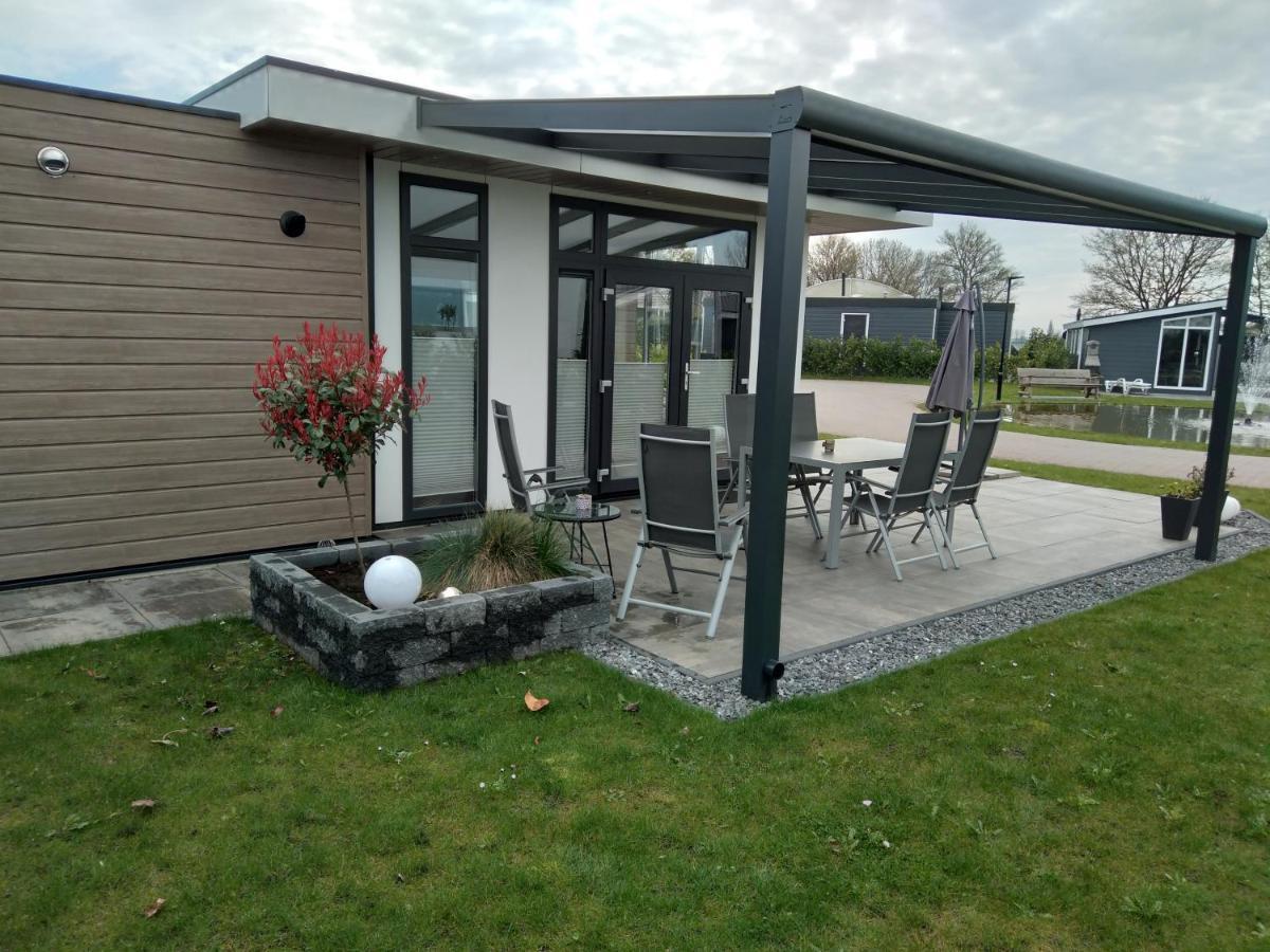 Ferienhaus / Chalet / Bungalow Am See, Holland, Niederlande, Lathum 외부 사진